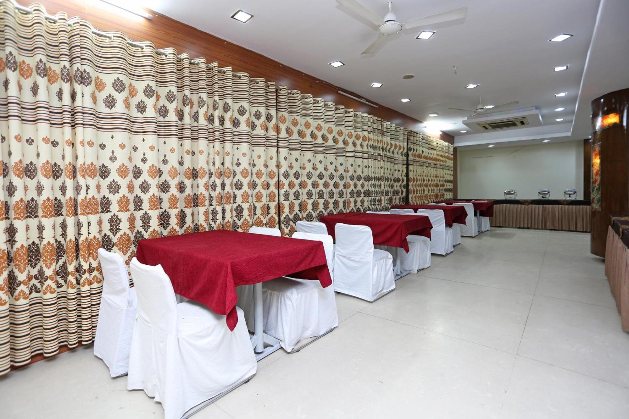 Hotel O Satya Villas Bhopal Exteriör bild